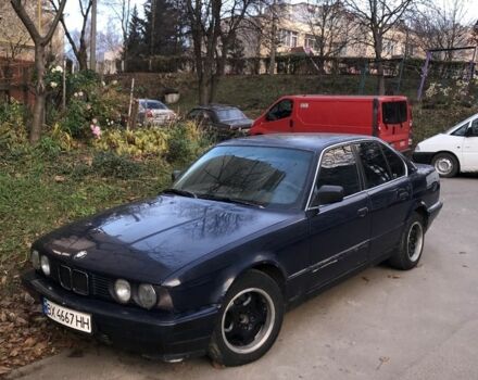 Синій БМВ 5 Серія, об'ємом двигуна 2 л та пробігом 350 тис. км за 2200 $, фото 1 на Automoto.ua