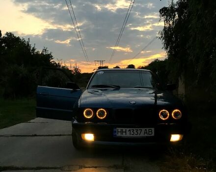 Синий БМВ 5 Серия, объемом двигателя 2 л и пробегом 300 тыс. км за 3400 $, фото 12 на Automoto.ua