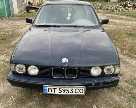 Синий БМВ 5 Серия, объемом двигателя 1.8 л и пробегом 310 тыс. км за 1200 $, фото 1 на Automoto.ua