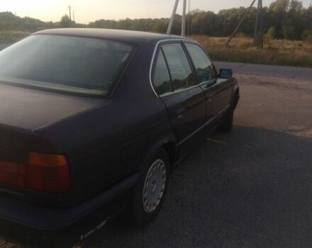 Синий БМВ 5 Серия, объемом двигателя 2 л и пробегом 303 тыс. км за 2500 $, фото 4 на Automoto.ua