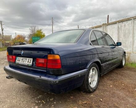 Синій БМВ 5 Серія, об'ємом двигуна 2 л та пробігом 300 тис. км за 2200 $, фото 6 на Automoto.ua