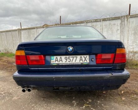 Синій БМВ 5 Серія, об'ємом двигуна 2 л та пробігом 300 тис. км за 2200 $, фото 8 на Automoto.ua