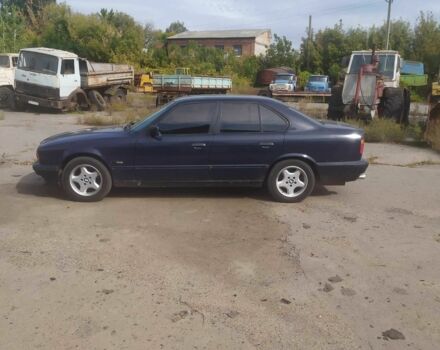 Синий БМВ 5 Серия, объемом двигателя 1.8 л и пробегом 1000 тыс. км за 3000 $, фото 3 на Automoto.ua