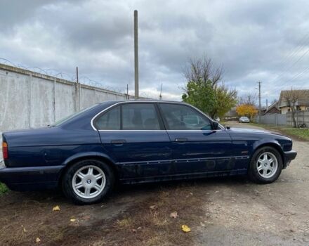 Синій БМВ 5 Серія, об'ємом двигуна 2 л та пробігом 300 тис. км за 2200 $, фото 4 на Automoto.ua