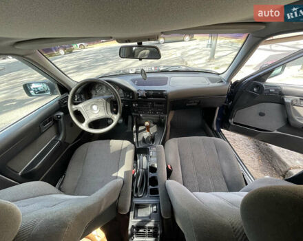 Синій БМВ 5 Серія, об'ємом двигуна 2.3 л та пробігом 295 тис. км за 5000 $, фото 17 на Automoto.ua