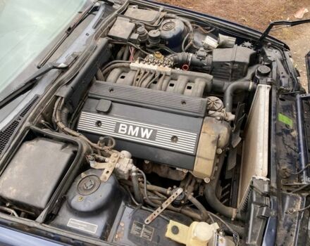 Синій БМВ 5 Серія, об'ємом двигуна 2 л та пробігом 300 тис. км за 2200 $, фото 19 на Automoto.ua