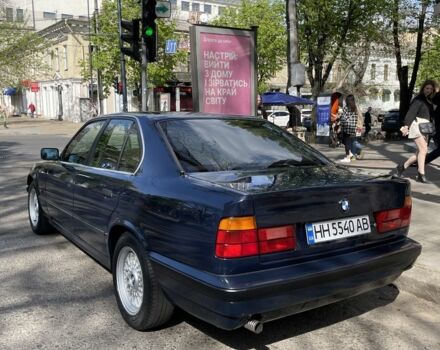 Синий БМВ 5 Серия, объемом двигателя 2 л и пробегом 290 тыс. км за 4800 $, фото 3 на Automoto.ua