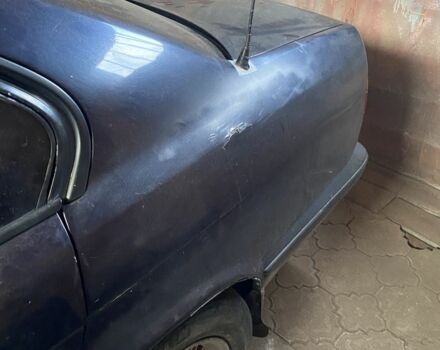 Синий БМВ 5 Серия, объемом двигателя 2 л и пробегом 500 тыс. км за 1200 $, фото 4 на Automoto.ua