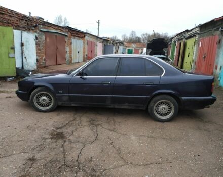 Синий БМВ 5 Серия, объемом двигателя 2 л и пробегом 427 тыс. км за 1899 $, фото 5 на Automoto.ua