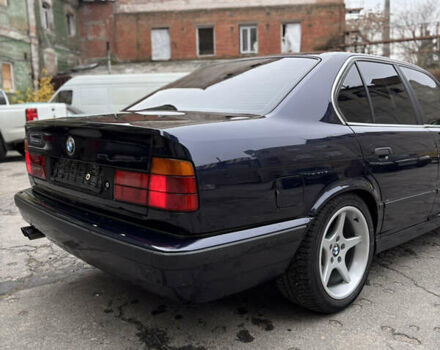 Синий БМВ 5 Серия, объемом двигателя 2 л и пробегом 500 тыс. км за 3750 $, фото 13 на Automoto.ua