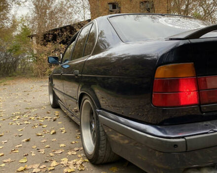 Синій БМВ 5 Серія, об'ємом двигуна 3 л та пробігом 350 тис. км за 5500 $, фото 7 на Automoto.ua