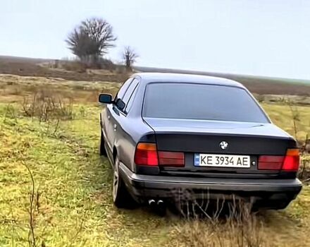 Синій БМВ 5 Серія, об'ємом двигуна 2 л та пробігом 360 тис. км за 2400 $, фото 2 на Automoto.ua