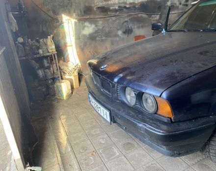 Синий БМВ 5 Серия, объемом двигателя 2 л и пробегом 500 тыс. км за 1200 $, фото 2 на Automoto.ua