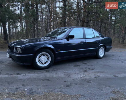 Синий БМВ 5 Серия, объемом двигателя 2 л и пробегом 362 тыс. км за 4100 $, фото 4 на Automoto.ua