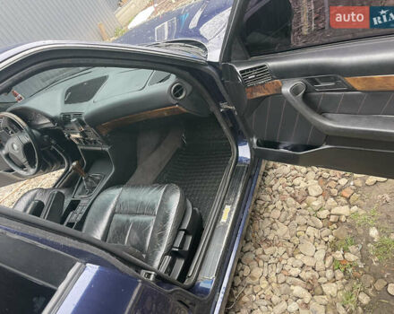 Синий БМВ 5 Серия, объемом двигателя 2.5 л и пробегом 552 тыс. км за 3500 $, фото 11 на Automoto.ua