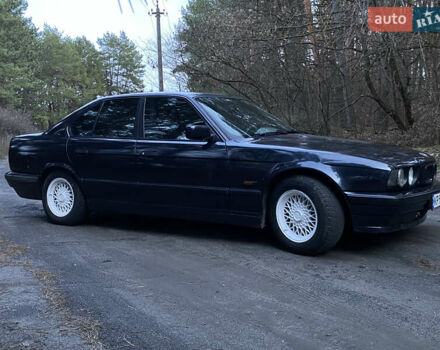 Синий БМВ 5 Серия, объемом двигателя 2 л и пробегом 362 тыс. км за 4100 $, фото 2 на Automoto.ua