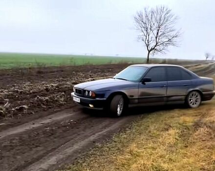 Синій БМВ 5 Серія, об'ємом двигуна 2 л та пробігом 360 тис. км за 2400 $, фото 3 на Automoto.ua