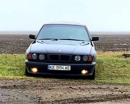 Синій БМВ 5 Серія, об'ємом двигуна 2 л та пробігом 360 тис. км за 2400 $, фото 6 на Automoto.ua