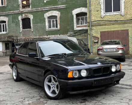 Синий БМВ 5 Серия, объемом двигателя 2 л и пробегом 500 тыс. км за 3750 $, фото 2 на Automoto.ua