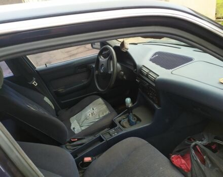 Синий БМВ 5 Серия, объемом двигателя 2 л и пробегом 427 тыс. км за 1899 $, фото 2 на Automoto.ua