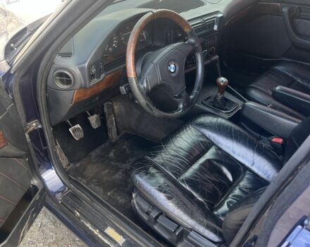 Синій БМВ 5 Серія, об'ємом двигуна 2.5 л та пробігом 550 тис. км за 2700 $, фото 5 на Automoto.ua