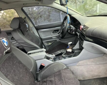 Синий БМВ 5 Серия, объемом двигателя 2.8 л и пробегом 300 тыс. км за 2900 $, фото 13 на Automoto.ua