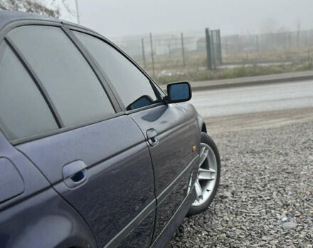 Синий БМВ 5 Серия, объемом двигателя 2 л и пробегом 650 тыс. км за 3999 $, фото 1 на Automoto.ua