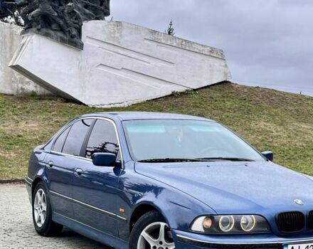 Синий БМВ 5 Серия, объемом двигателя 0.25 л и пробегом 425 тыс. км за 5000 $, фото 2 на Automoto.ua