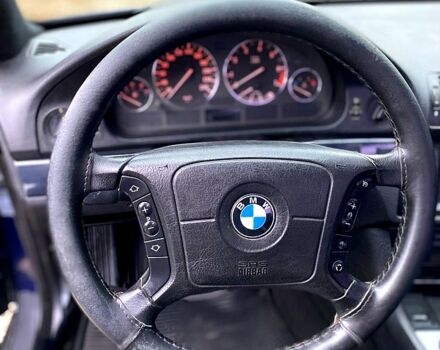 Синий БМВ 5 Серия, объемом двигателя 2.5 л и пробегом 320 тыс. км за 4000 $, фото 7 на Automoto.ua