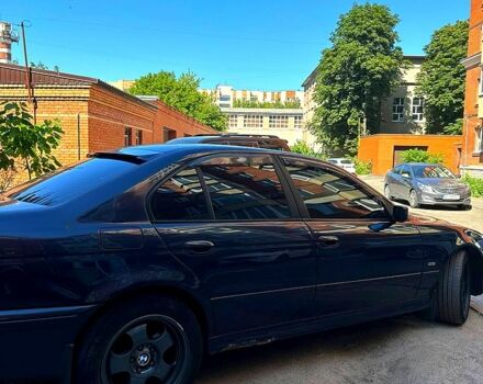 Синій БМВ 5 Серія, об'ємом двигуна 2.8 л та пробігом 111 тис. км за 5000 $, фото 2 на Automoto.ua
