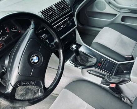 Синий БМВ 5 Серия, объемом двигателя 2 л и пробегом 400 тыс. км за 5500 $, фото 5 на Automoto.ua
