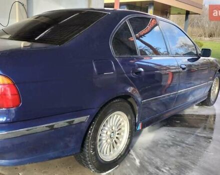 Синий БМВ 5 Серия, объемом двигателя 2.8 л и пробегом 362 тыс. км за 3999 $, фото 9 на Automoto.ua