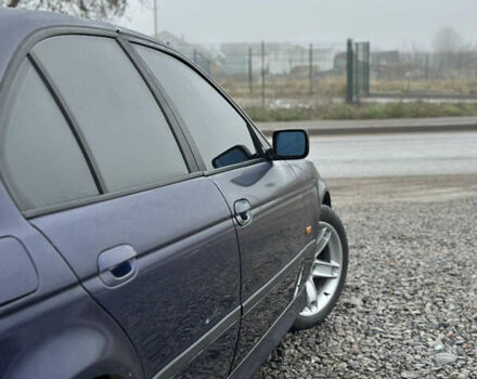 Синий БМВ 5 Серия, объемом двигателя 2 л и пробегом 650 тыс. км за 3999 $, фото 5 на Automoto.ua