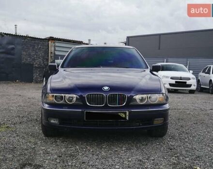 Синий БМВ 5 Серия, объемом двигателя 2.8 л и пробегом 332 тыс. км за 4150 $, фото 3 на Automoto.ua