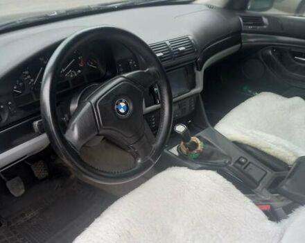 Синій БМВ 5 Серія, об'ємом двигуна 2.5 л та пробігом 415 тис. км за 3299 $, фото 6 на Automoto.ua