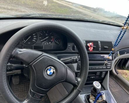 Синий БМВ 5 Серия, объемом двигателя 2.8 л и пробегом 300 тыс. км за 2900 $, фото 10 на Automoto.ua