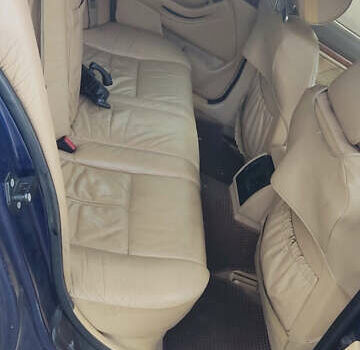 Синий БМВ 5 Серия, объемом двигателя 2.5 л и пробегом 400 тыс. км за 4000 $, фото 9 на Automoto.ua