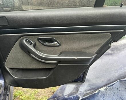 Синий БМВ 5 Серия, объемом двигателя 2 л и пробегом 468 тыс. км за 1300 $, фото 22 на Automoto.ua