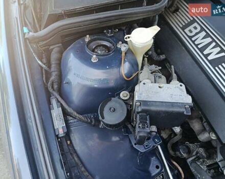 Синий БМВ 5 Серия, объемом двигателя 2 л и пробегом 365 тыс. км за 4300 $, фото 11 на Automoto.ua