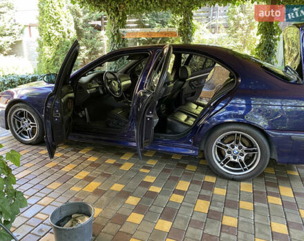 Синий БМВ 5 Серия, объемом двигателя 2.8 л и пробегом 350 тыс. км за 9000 $, фото 5 на Automoto.ua