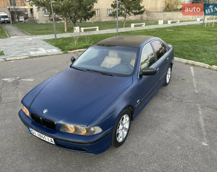 Синий БМВ 5 Серия, объемом двигателя 2 л и пробегом 300 тыс. км за 2999 $, фото 18 на Automoto.ua