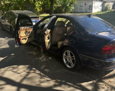 Синий БМВ 5 Серия, объемом двигателя 2.5 л и пробегом 400 тыс. км за 4000 $, фото 3 на Automoto.ua