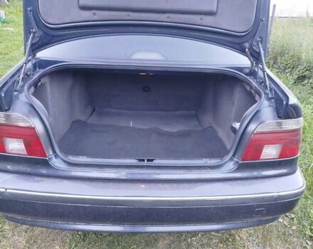 Синий БМВ 5 Серия, объемом двигателя 2.5 л и пробегом 360 тыс. км за 3750 $, фото 8 на Automoto.ua