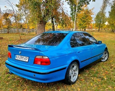 Синий БМВ 5 Серия, объемом двигателя 2 л и пробегом 300 тыс. км за 3500 $, фото 5 на Automoto.ua