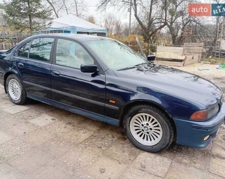 Синий БМВ 5 Серия, объемом двигателя 2.5 л и пробегом 45 тыс. км за 4500 $, фото 3 на Automoto.ua