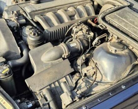 Синий БМВ 5 Серия, объемом двигателя 2.5 л и пробегом 400 тыс. км за 9000 $, фото 25 на Automoto.ua