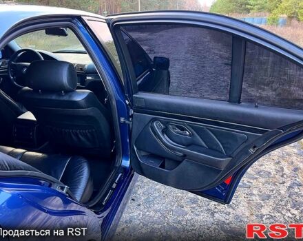 Синий БМВ 5 Серия, объемом двигателя 2 л и пробегом 300 тыс. км за 4900 $, фото 12 на Automoto.ua