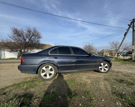 Синий БМВ 5 Серия, объемом двигателя 2 л и пробегом 420 тыс. км за 3500 $, фото 1 на Automoto.ua
