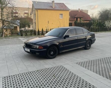 Синий БМВ 5 Серия, объемом двигателя 2 л и пробегом 255 тыс. км за 3900 $, фото 1 на Automoto.ua
