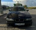 Синий БМВ 5 Серия, объемом двигателя 2 л и пробегом 373 тыс. км за 2800 $, фото 1 на Automoto.ua